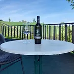 Glanz Und Gloria: Tranquil Vineyard With Scenic Views * Leutschach