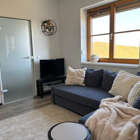 Glanz Und Gloria: Tranquil Vineyard With Scenic Views * Leutschach